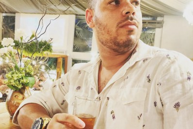 Homem é assassinado com pancadas de barra de ferro em oficina de Realengo