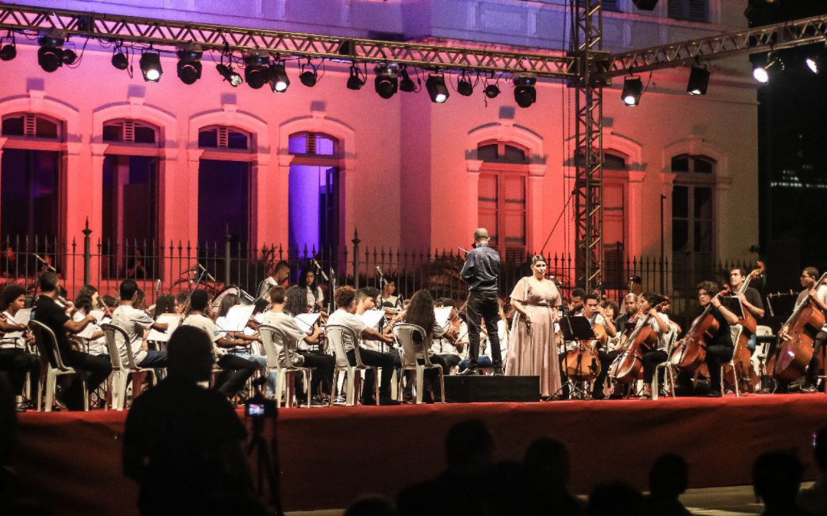 Mais de 400 instrumentistas, coristas e dan&ccedil;arinos de diversas orquestras e coros se apresentar&atilde;o no evento