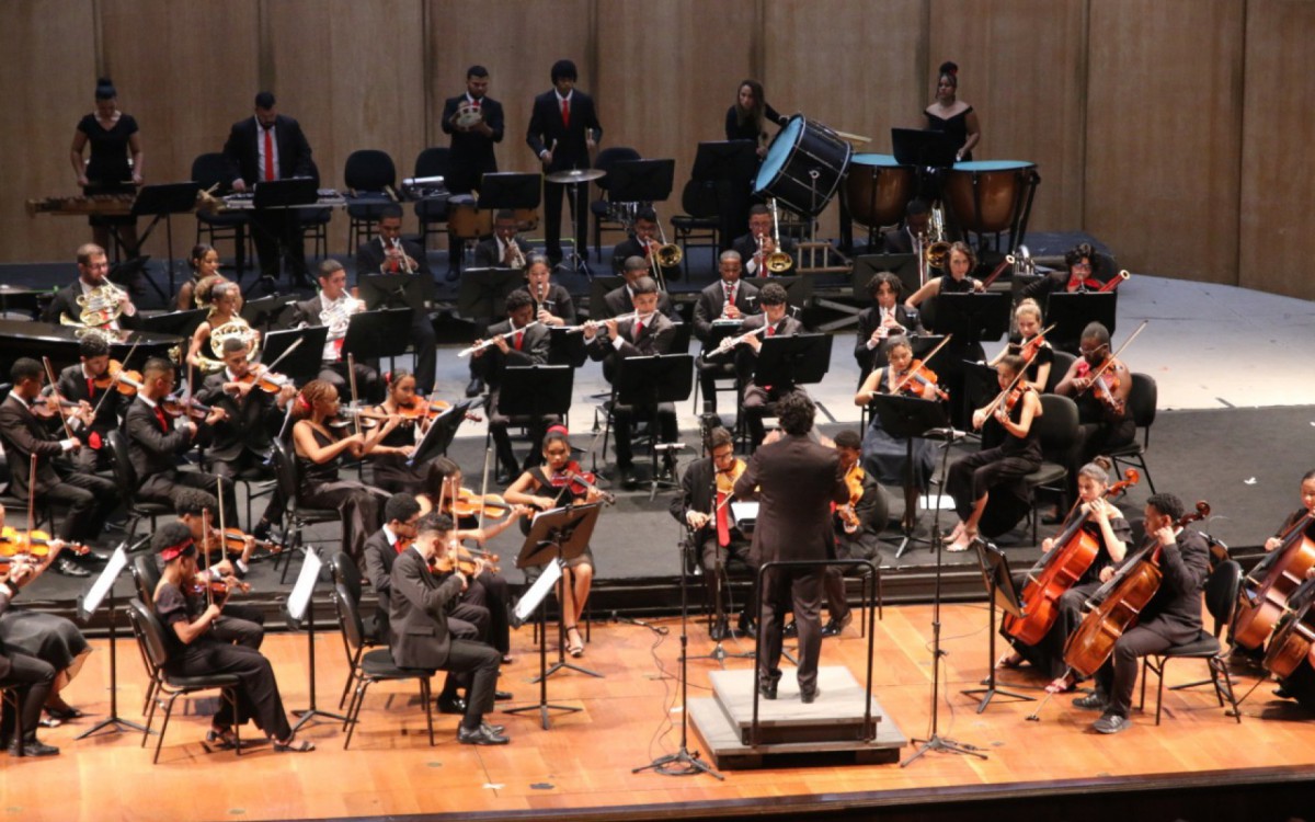 Com cerca de duas horas de dura&ccedil;&atilde;o, a apresenta&ccedil;&atilde;o tem dire&ccedil;&atilde;o musical do maestro Anderson Alves e ser&aacute; dividida em tr&ecirc;s momentos