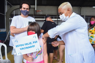 Pais ou responsáveis são orientados para evitar que as crianças não sejam vacinadas contra Covid-19