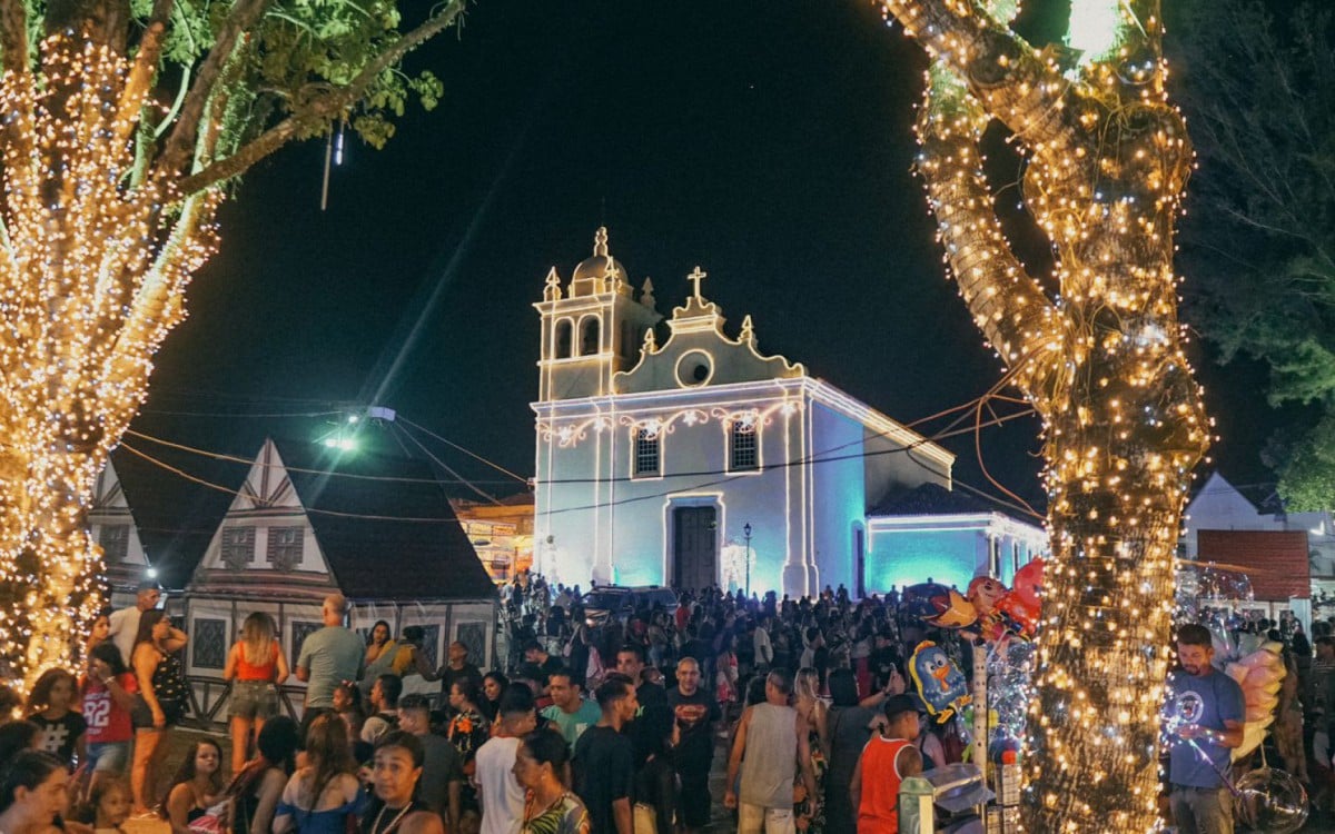 Chegada do Papai Noel e inauguração da decoração marcam abertura do Natal  Luz em Itaboraí | Itaboraí | O Dia