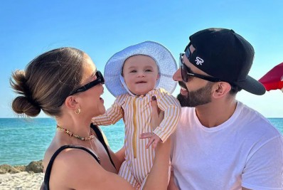 Camila Coelho compartilha registros da primeira ida à praia do filho: 'Nosso pequeno'