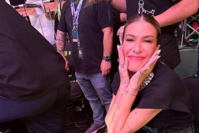 Lorena Improta cancela compromissos após procedimento nos pés