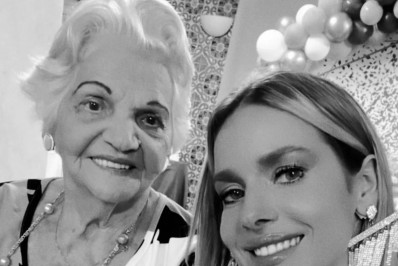 Monique Alfradique desabafa após morte de avó: 'Resistiu bravamente contra Covid'