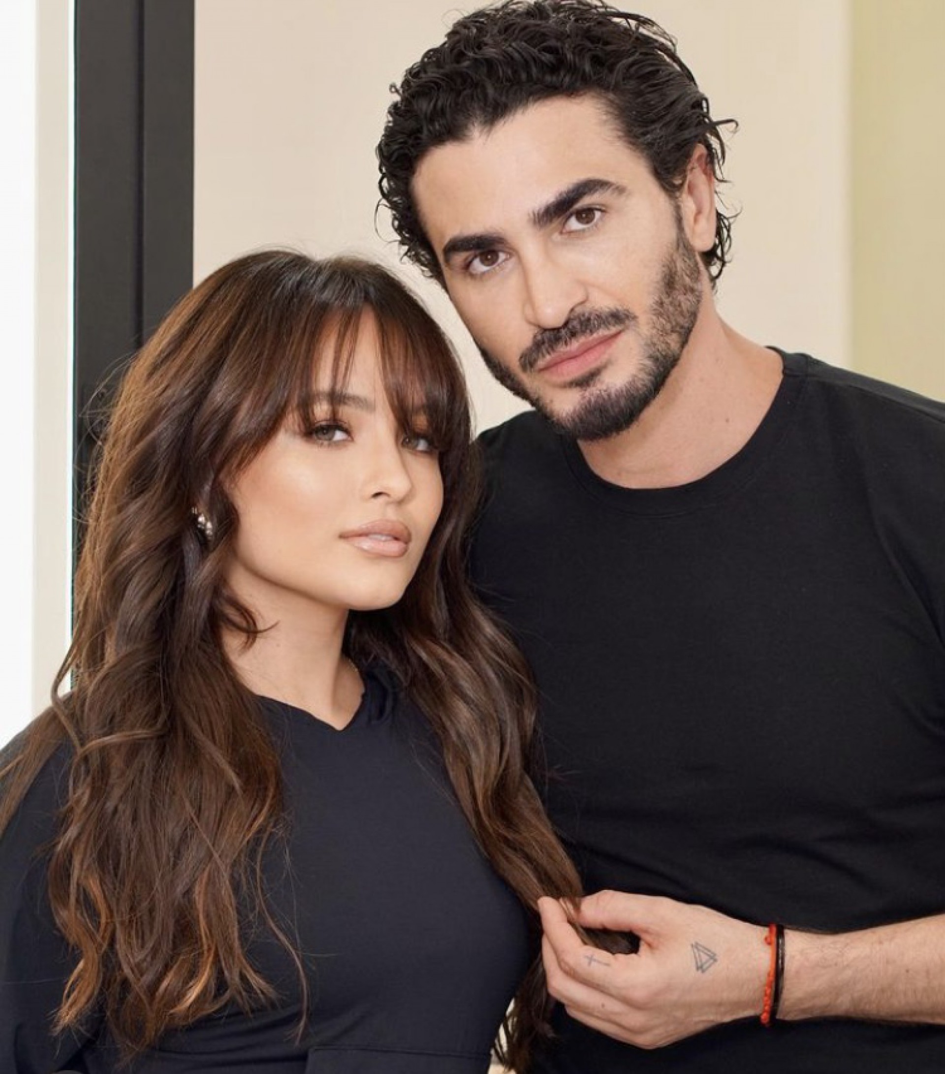 Larissa Manoela e o cabeleireiro João Bosco - Reprodução / Instagram