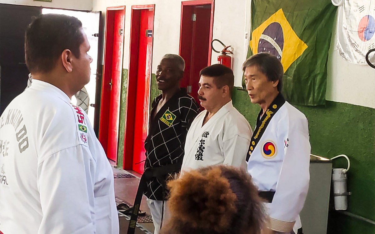 A iniciativa partiu do Mestre de taekwondo da Casa da Luta, Denilson Alexandre, junto ao Mestre Kim