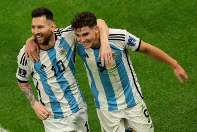 Messi e Álvarez brilham, Argentina vence a Croácia e chega à sua sexta final de Copa do Mundo