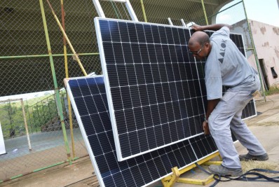 Levy Gasparian implanta energia solar rumo à Cidade 100% Sustentável