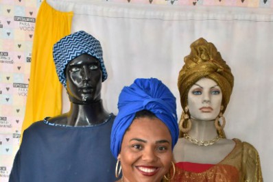 Vida de famílias e pequenos comércios na periferia transformada 