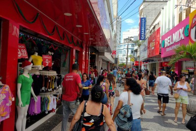 Acic aposta em aumento de 10% nas vendas para o Natal no comércio campista