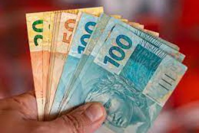 Prefeitos veem impacto de R$ 4,8 bi em contas com reajuste do mínimo