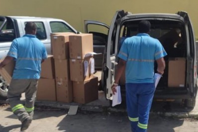 Polícia recupera cargas de cigarros roubadas em Araruama e Saquarema