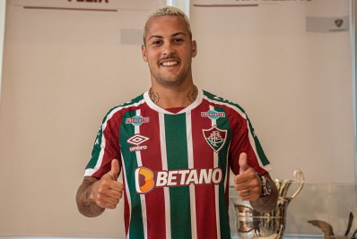 Fluminense anuncia a contratação do lateral Guga, ex-Atlético-MG