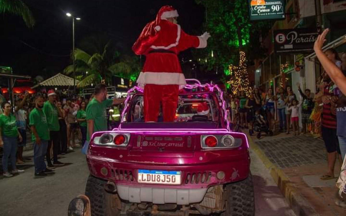  Prefeitura instala m&aacute;quina para climatizar Natal em Arraial do Cabo