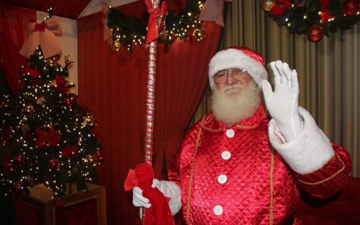  Prefeitura instala m&aacute;quina para climatizar Natal em Arraial do Cabo