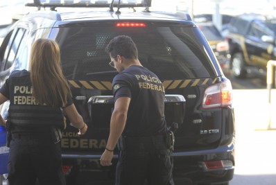 Médico acusado de abusar sexualmente de pacientes é preso