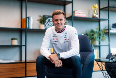 Filho de Schumacher será piloto da Mercedes em 2023