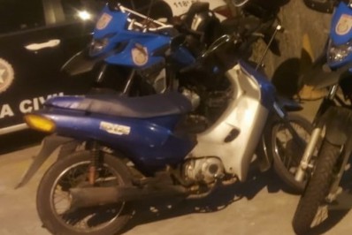 PM recupera moto furtada em Araruama