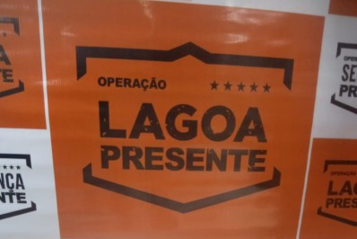 Dupla é presa em flagrante após roubar turista inglesa na Lagoa