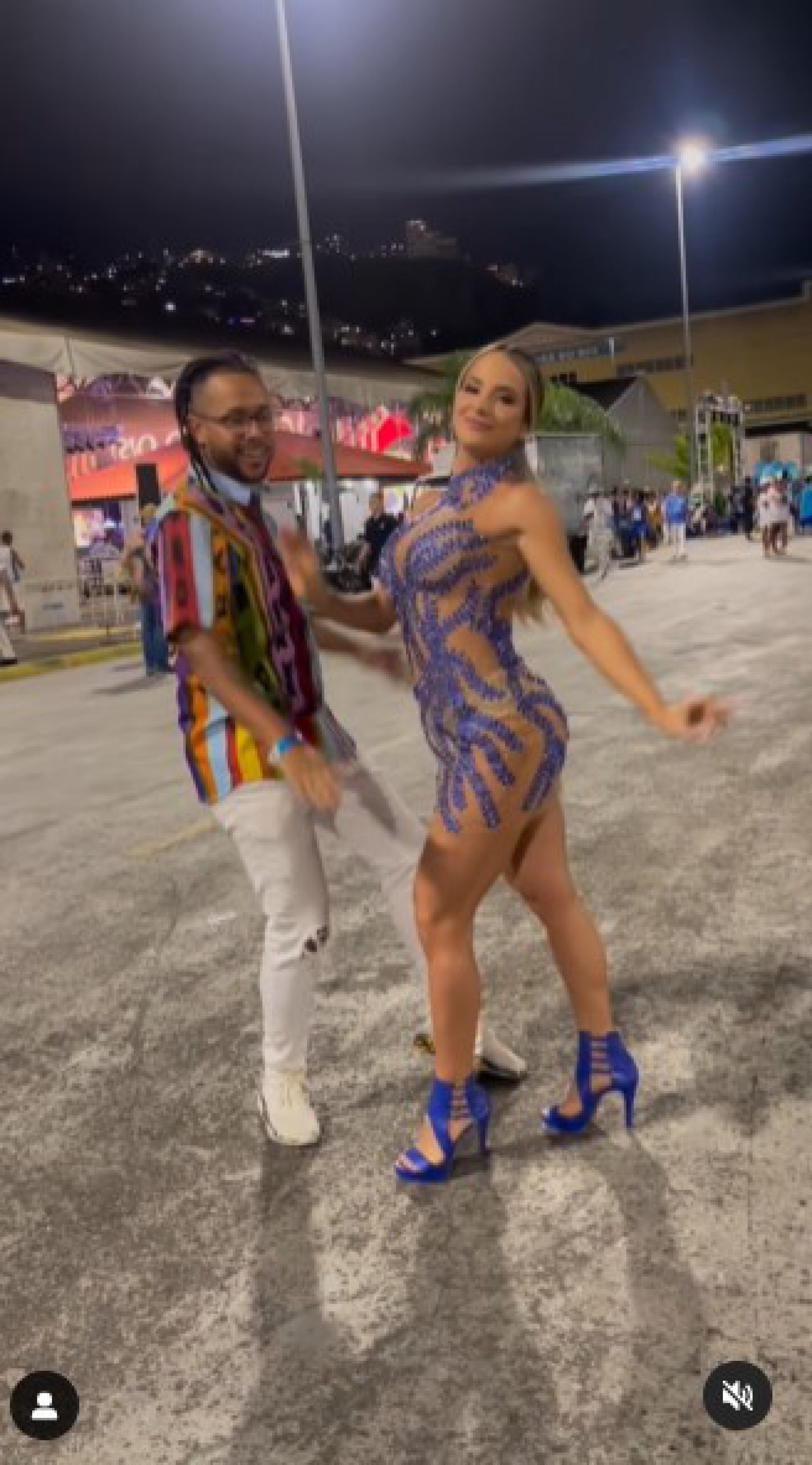 Gabi Martins mostra samba no pé em novo desfile da Vila Isabel - Reprodução Internet