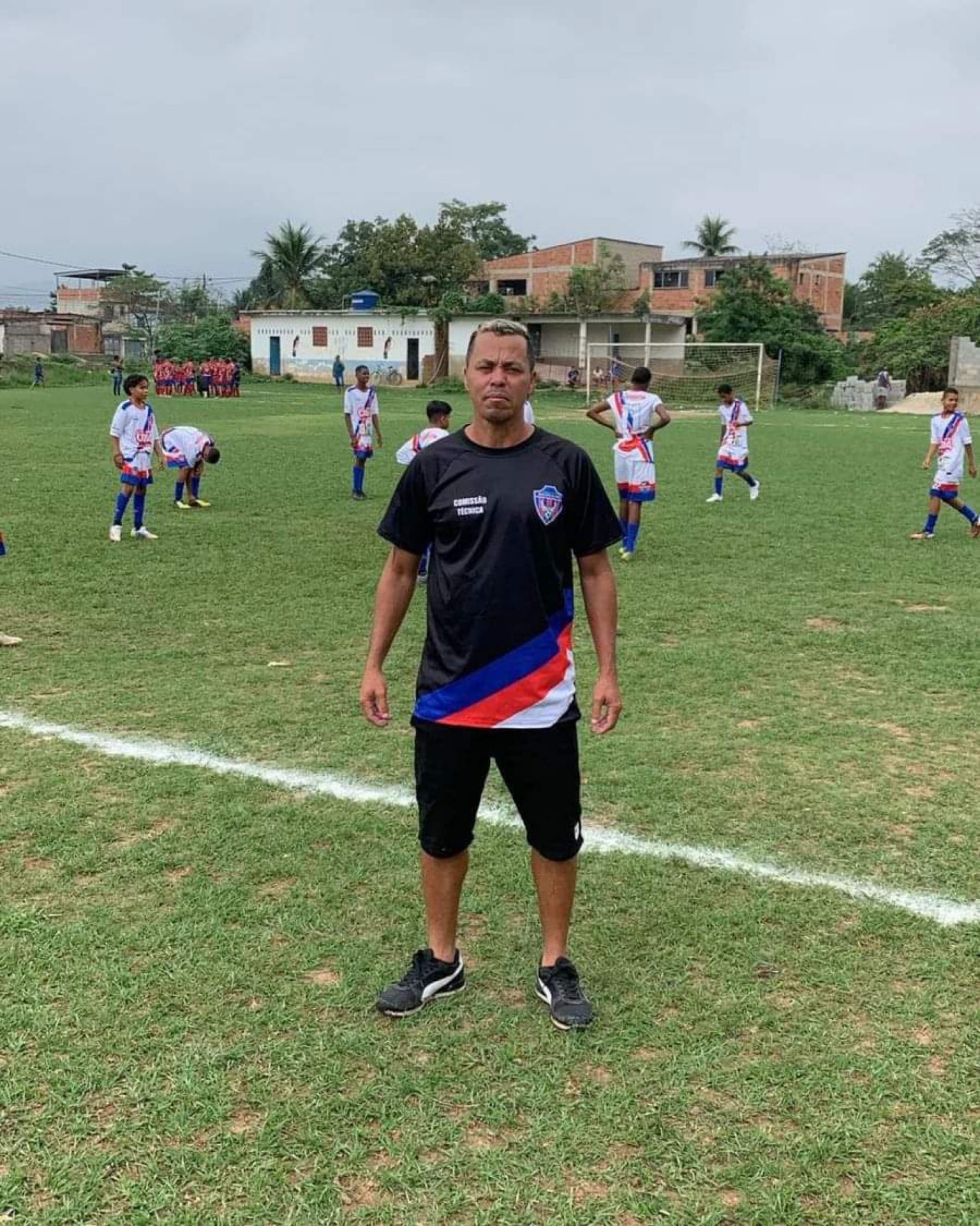 O treinador Carlos Portella está confiante em chegar na final do Campeonato Iguaçuano - Divulgação