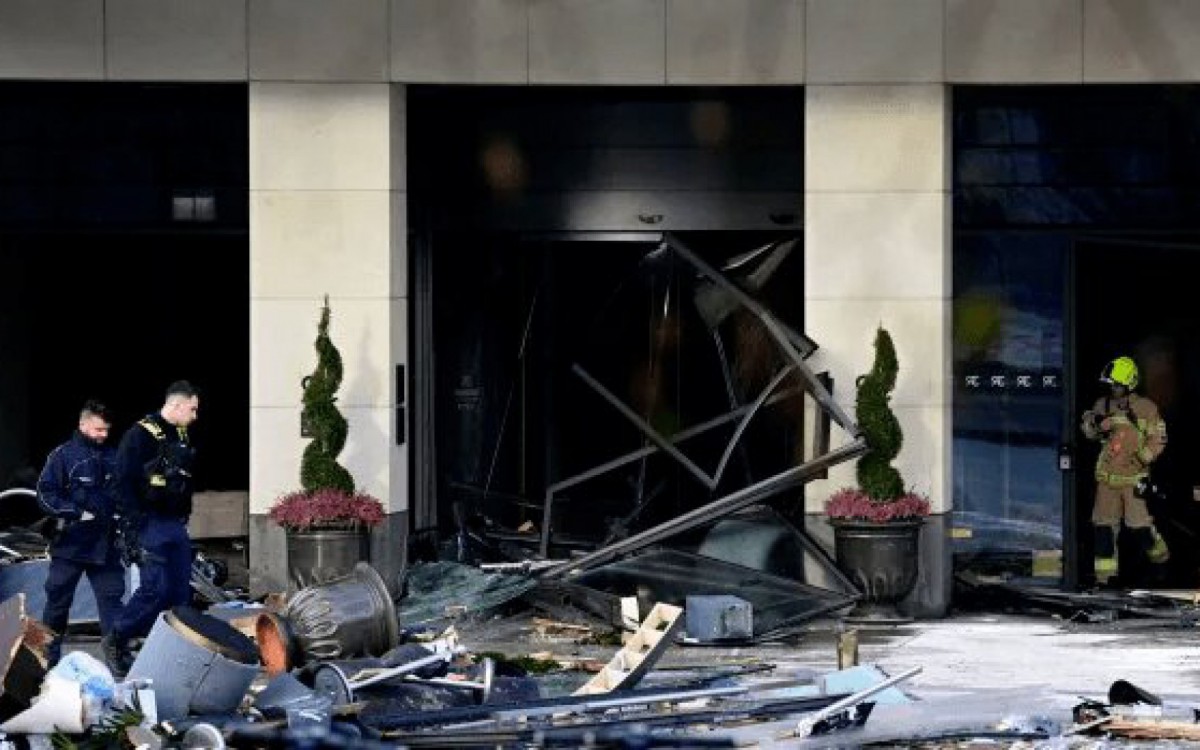 Explos&atilde;o aconteceu pouco antes das 6h do hor&aacute;rio local  - John MACDOUGALL/AFP