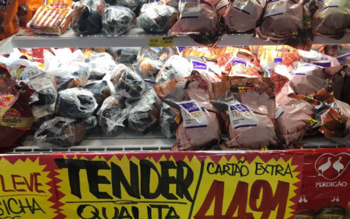 Principais itens da ceia de Natal est&atilde;o at&eacute; 17% mais caros. Em Cabo Frio, promo&ccedil;&otilde;es tentam atrair consumidor