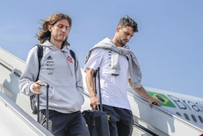 Recuperados, Filipe Luís e Rodrigo Caio são liberados para treinar com o elenco do Flamengo