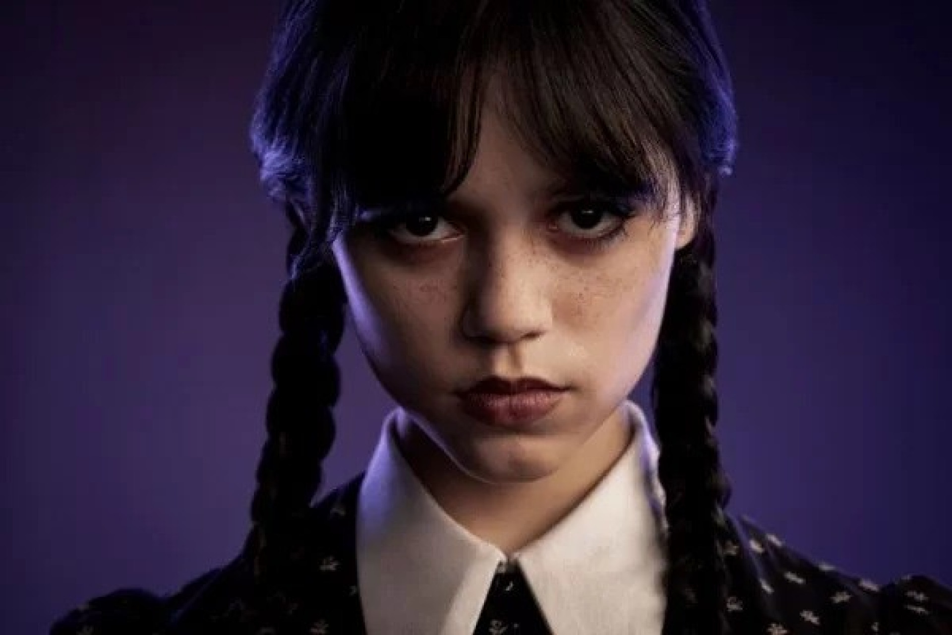 Jenna Ortega interpreta Wandinha, na série homônima da Netflix, que vai ganhar uma segunda temporada na Netflix - Divulgação / Netflix