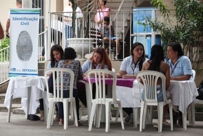 Cidade Integrada leva serviços para comunidades da Zona Oeste