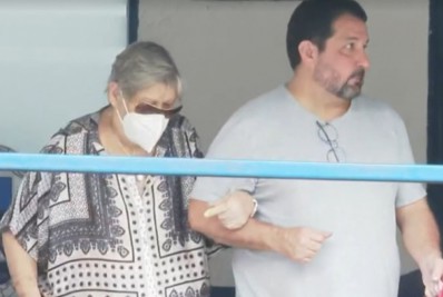 Sérgio Cabral recebe visita da mãe após decisão do STF