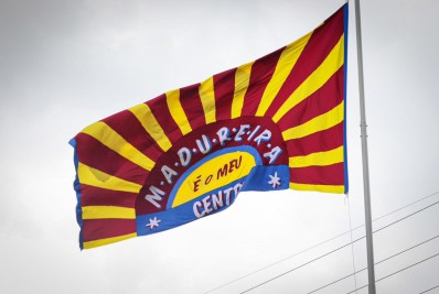 Madureira ganha bandeira às vésperas de completar 410 anos