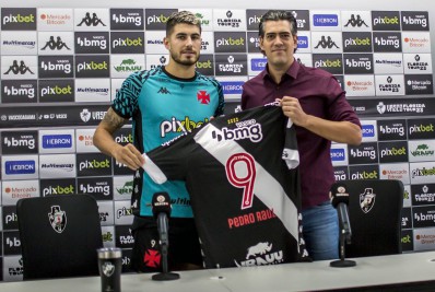 Pedro Raul quer chegar à Seleção e avisa: 'Vou ajudar o Vasco a se restabelecer'