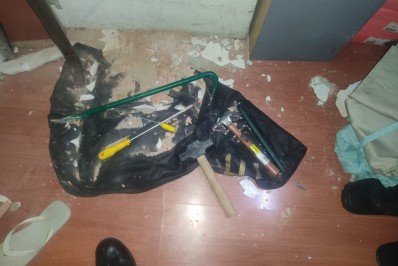 PM prende dois homens por invasão na Ilha do Governador