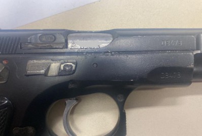 Homem é preso com pistola municiada em Araruama