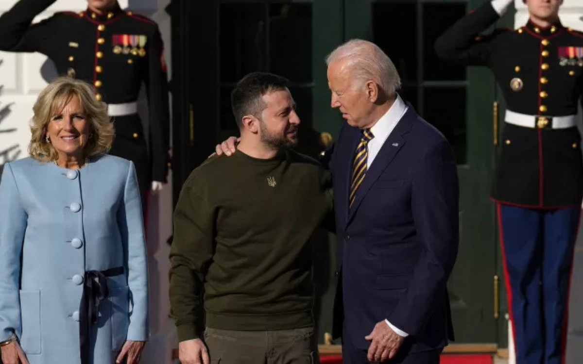 Biden e Zelensky
 -  DREW ANGERER / GETTY IMAGES VIA AFP 