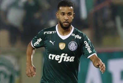 Fluminense negocia contratação de lateral revelado pelo Flamengo