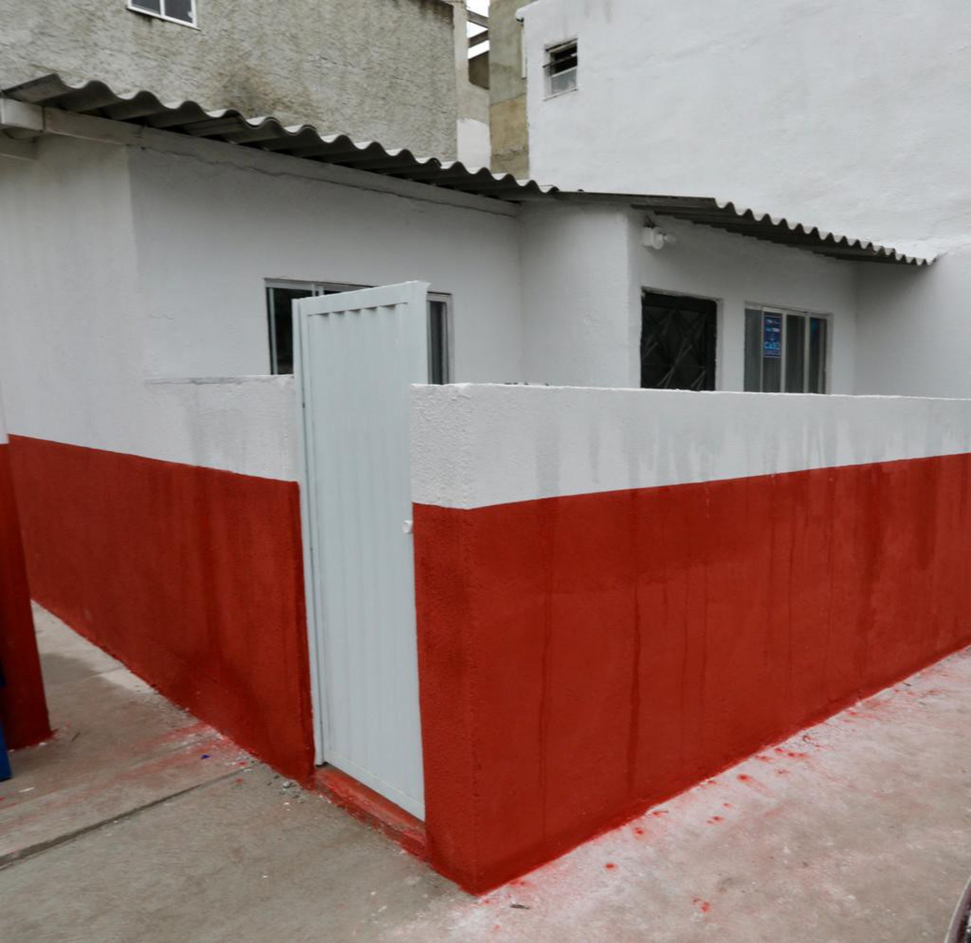 Casa de Vera Lúcia, no Complexo da Maré, após a reforma feita pelo Projeto Casa Carioca - Divulgação