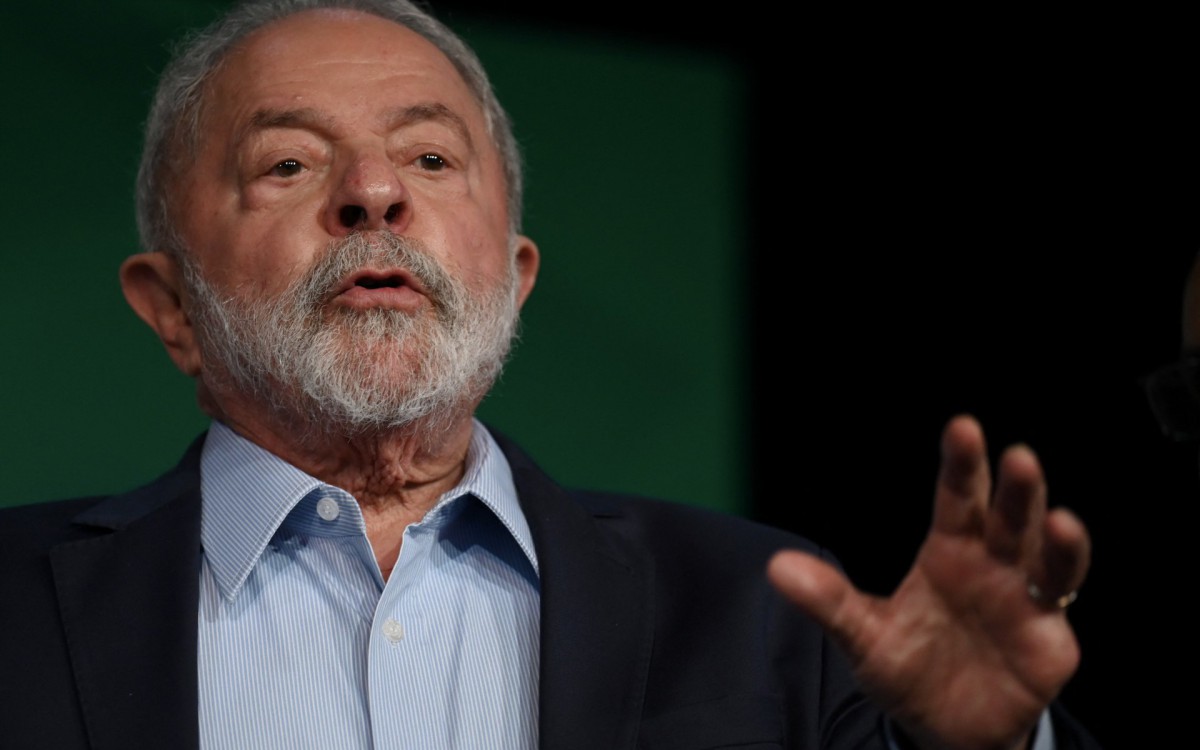 Brazil's president-elect Luiz Inacio Lula da Silva (L) and his vice President Geraldo Alckmin attend a presentation of the final report of the cabinet of governmental transition in Brasilia on December 22, 2022.
EVARISTO SA / AFP - EVARISTO SA / AFP