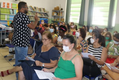 Educação reúne gestores das Unidades Municipais de Ensino e Equipe Técnico-Pedagógica