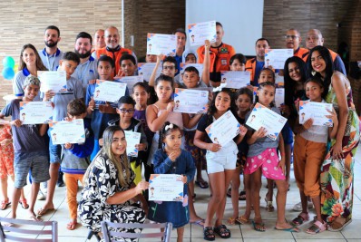 Belford Roxo: Projeto Defesinha forma 30 crianças e adolescentes