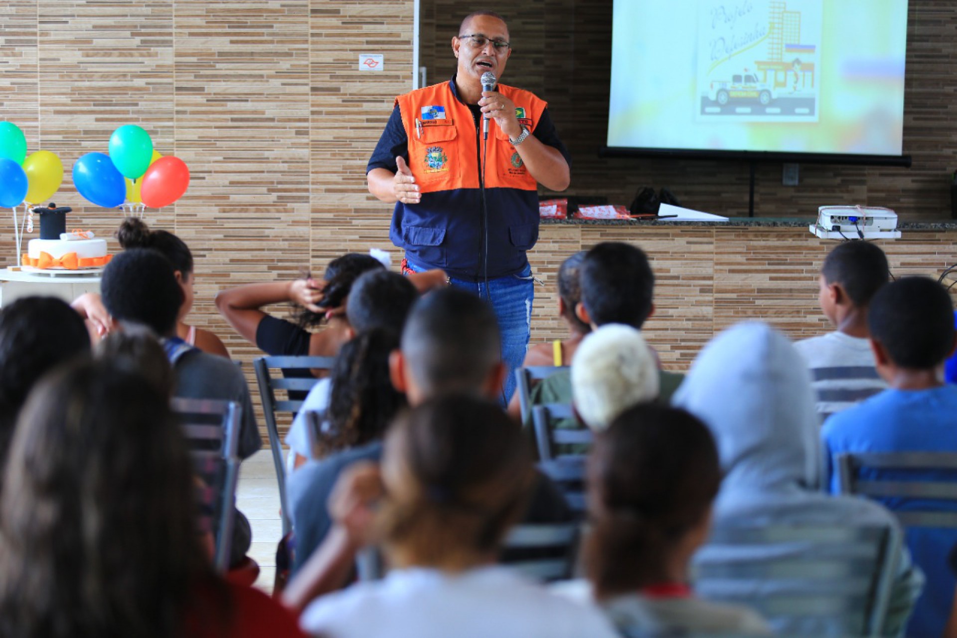 O coordenador do Projeto Defesinha de Belford Roxo, Marcelo Pereira, destacou a import&acirc;ncia da iniciativa - Rafael Barreto / PMBR