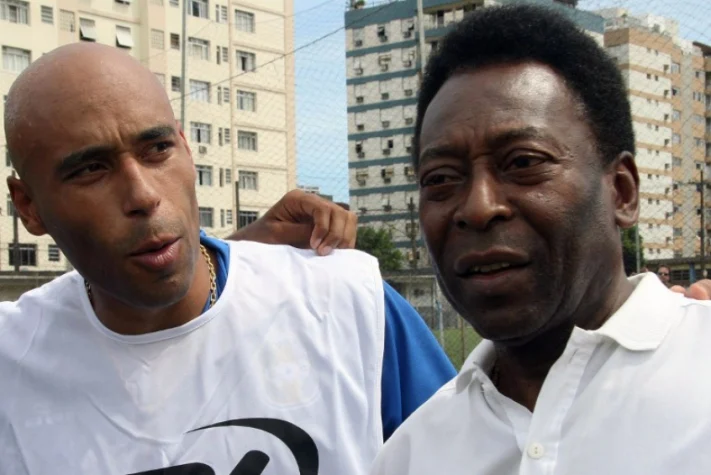 Filho de Pelé lamenta não estar com pai em hospital e reflete: 'Não sou médico'