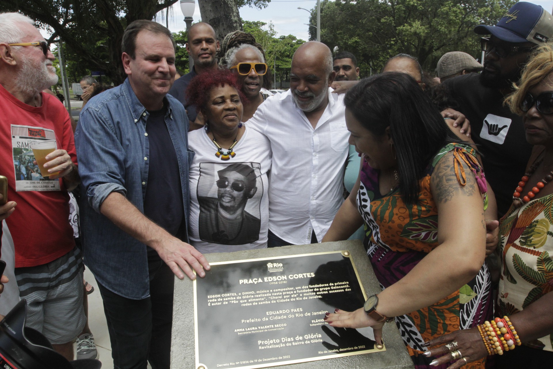 Henrique de Souza (de branco) &eacute; produtor cultural e um dos idealizadores da obra de revitaliza&ccedil;&atilde;o - Marcos Porto/Agencia O Dia