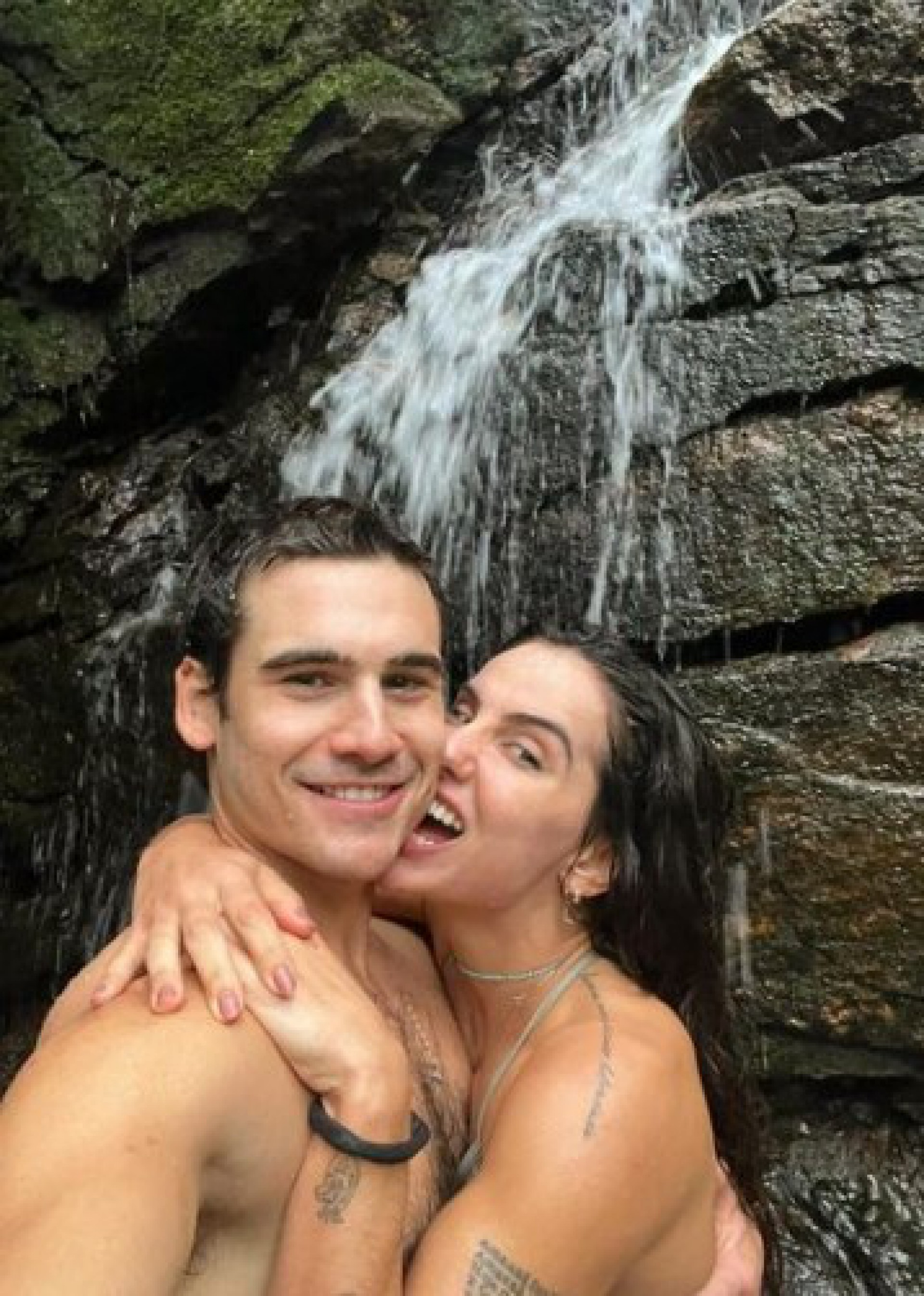 Luiza Caldi com Nicolas Prattes - Reprodução Internet