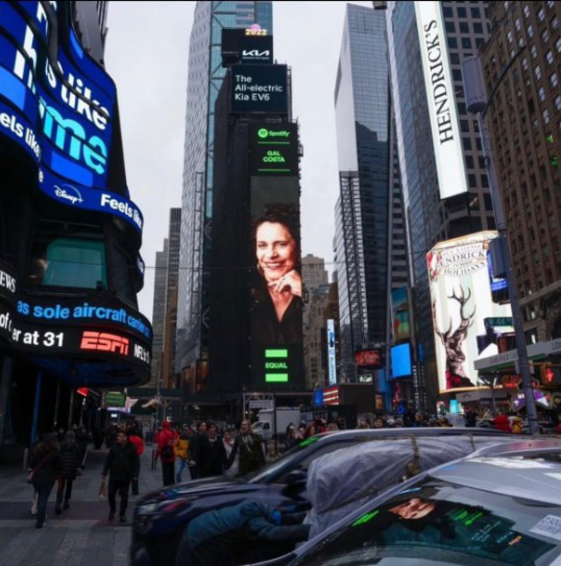 Gal Costa é homenageada em ação do Spotify e é exibida em telão da Times Square - Reprodução Internet