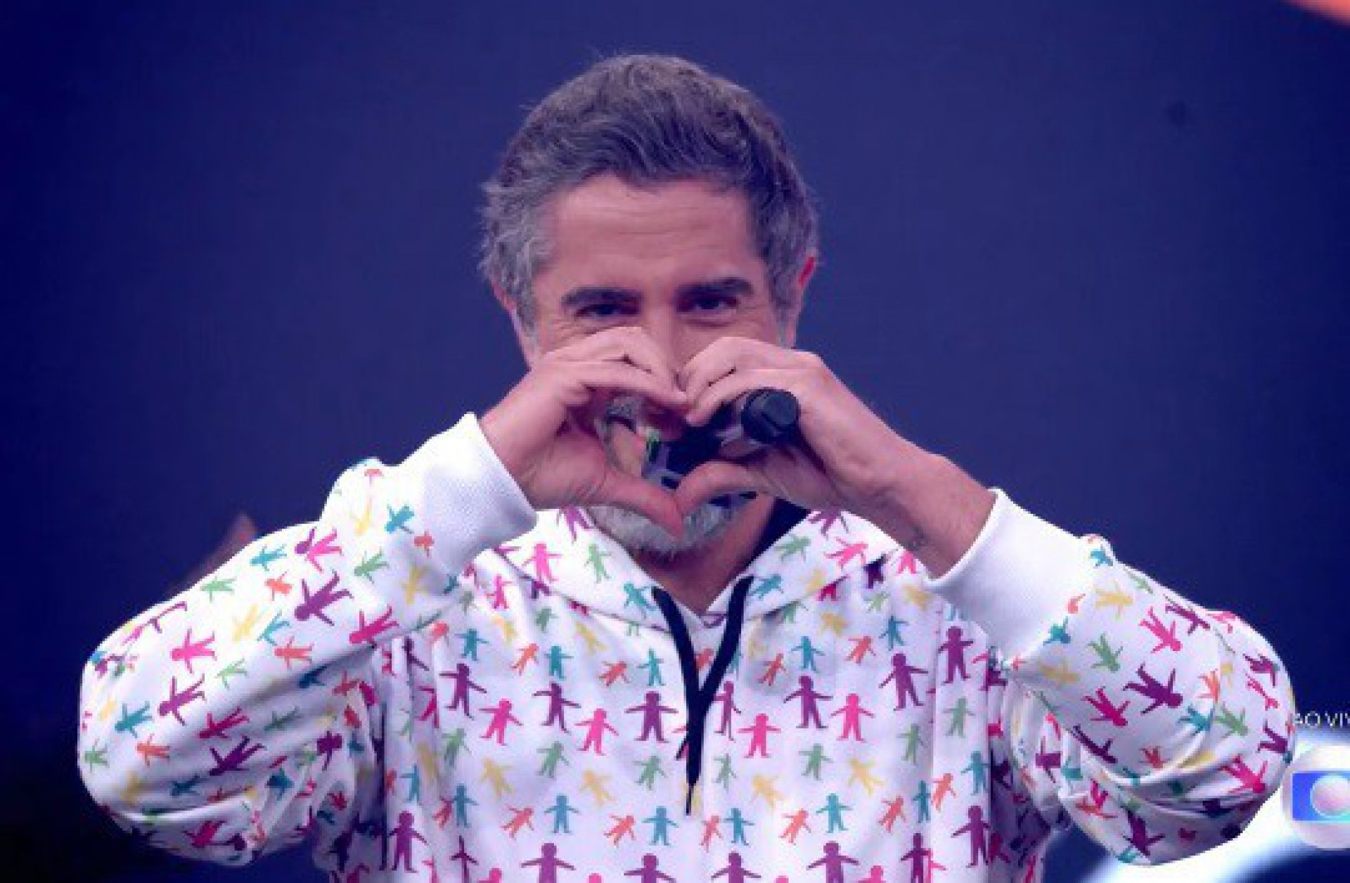 Marcos Mion colocou enfeite da Globo em sua árvore de Natal - Reprodução/Globo