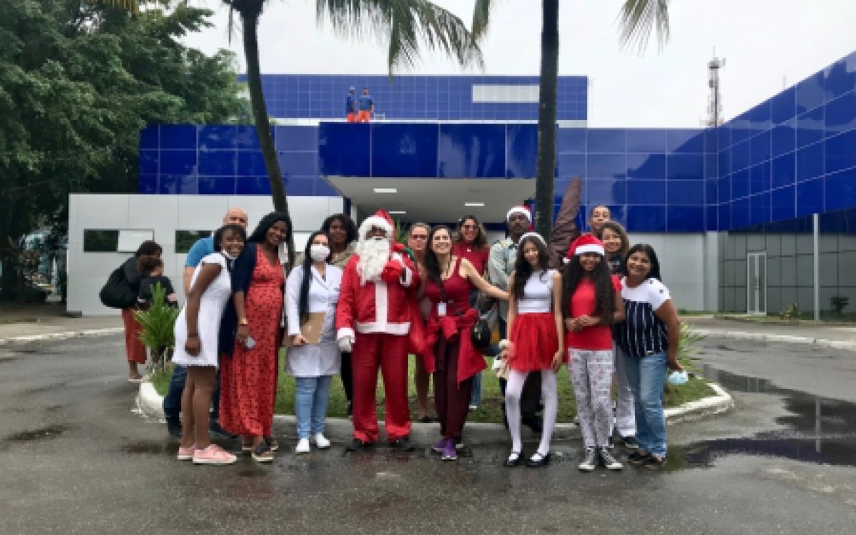 Projeto leva Papai Noel ao Hospital de Saracuruna