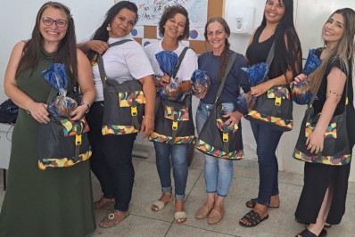 Prefeitura de Três Rios entrega cestas de Natal a servidores