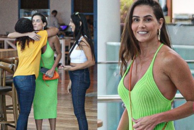 Deborah Secco curte passeio em shopping do Rio e posa com fãs